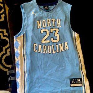 Jordan North Carolina jersey kids size medium